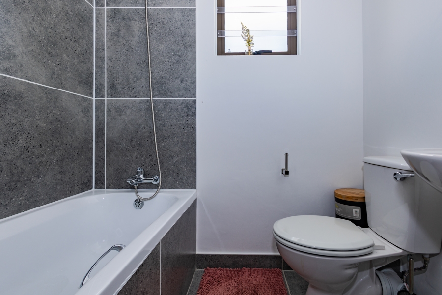 3 Bedroom Property for Sale in Fisantekraal Western Cape